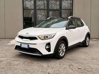 Usata Kia Stonic 120 CV (88 kW) 2018 Bianco SUV