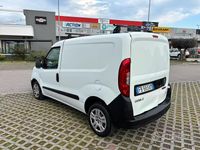 Usata Fiat Doblò 90 CV (66 kW) 2016 Bianco Monovolume