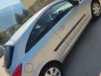 Usata Opel Corsa Edition 85 CV (62 kW) 2010 Grigio Utilitaria
