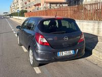 Usata Opel Corsa Edition 75 CV (55 kW) 2010 Blu Berlina