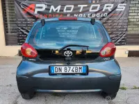 Usata Toyota Aygo Sol 68 CV (50 kW) 2008 Grigio Utilitaria