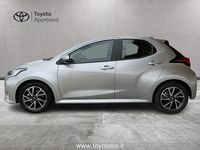 Begagnad Toyota Yaris Hybrid Trend 116 HK (85 kW) 2022 Grå Sedan