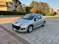 Usata Peugeot 207 73 CV (53 kW) 2013 Grigio Berlina