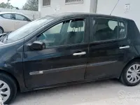 Usata Renault Clio 85 CV (62 kW) 2005 Nero Utilitaria