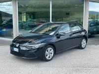 Usata VW Golf VIII Life 116 CV (85 kW) 2021 Nero Berlina