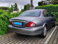 usata Jaguar X-type 2.0d da riparare