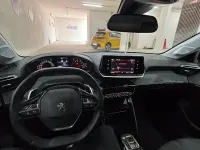 Usata Peugeot 208 Allure 101 CV (74 kW) 2022 Bianco Utilitaria