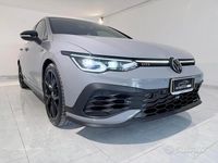 Usata VW Golf VIII CLUB 300 CV (220 kW) 2022 Grigio Berlina