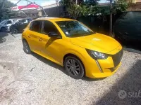 Usata Peugeot 208 Active 102 CV (75 kW) 2022 Giallo pastello Utilitaria
