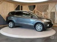 Usata Ford Kuga Titanium S 120 CV (88 kW) 2017 Grigio SUV