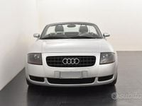 Usata Audi TT Roadster 150 CV (110 kW) 2003 Grigio Cabrio