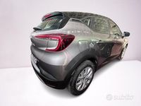 Usata Renault Captur Zen 116 CV (85 kW) 2020 Grigio SUV