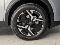 Nuova Peugeot 2008 Allure 101 CV (74 kW) 2025 Grigio SUV