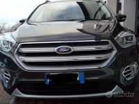 Usata Ford Kuga 120 CV (88 kW) 2019 Grigio SUV