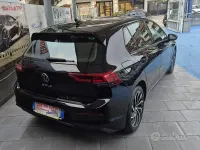 Occasion VW Golf VIII Style 131 ch (96 kW) 2020 Noir Berline