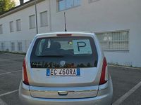 Usata Lancia Musa 95 CV (69 kW) 2011 Grigio Monovolume