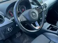 Usata Mercedes B200 156 CV (114 kW) 2017 Grigio Utilitaria