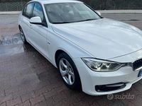 Usata BMW 320 Sport Line 164 CV (120 kW) 2012 Bianco Berlina