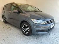 Usata VW Touran Executive 122 CV (89 kW) 2022 Grigio scuro Monovolume