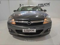 Usata Opel Astra GTC Cosmo 125 CV (91 kW) 2008 Gray Berlina