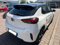 Usata Opel Corsa Elegance 101 CV (74 kW) 2021 Bianco Utilitaria