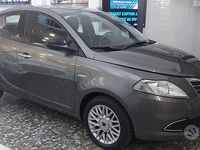 Usata Lancia Ypsilon Gold 95 CV (69 kW) 2015 Grigio Utilitaria