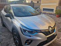 Usata Renault Captur Intens 101 CV (74 kW) 2021 Grigio SUV