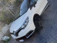 Usata Renault Captur 90 CV (66 kW) 2015 Giallo SUV