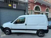 Usata Peugeot Partner 90 CV (66 kW) 2006 Bianco Monovolume