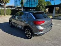Usado VW T-Roc IQ Drive 116 CV (85 kW) 2019 Gris SUV