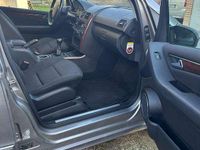 Usata Mercedes A180 Classic 109 CV (80 kW) 2006 Argento Monovolume