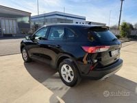 Usata Ford Kuga 120 CV (88 kW) 2021 Nero SUV