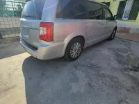 Usata Lancia Voyager 163 CV (119 kW) 2011 Grigio Monovolume