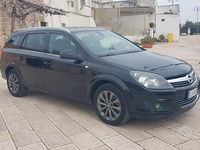 Usata Opel Astra 110 CV (80 kW) 2010 Nero Station wagon