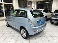 Usata Lancia Ypsilon 60 CV (44 kW) 2007 Blu Utilitaria