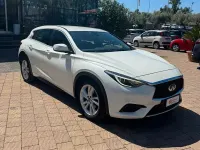 Usata Infiniti Q30 Business Executive 109 CV (80 kW) 2016 Bianco Berlina