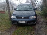 Usata VW Passat 110 CV (80 kW) 1998 Blu Station wagon