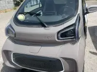 Usata XEV Yoyo 7 kW (10 CV) 2023 Beige Utilitaria