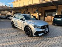 Usata VW Tiguan R-line 200 CV (147 kW) 2022 Nero SUV