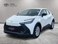 Usata Toyota C-HR Active 140 CV (102 kW) 2024 Bianco SUV