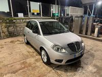 Usata Lancia Ypsilon 69 CV (50 kW) 2012 Grigio Utilitaria