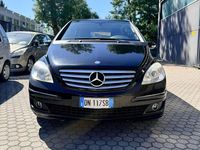 Usata Mercedes B180 109 CV (80 kW) 2007 Nero Monovolume