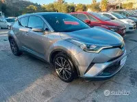 Usata Toyota C-HR 120 CV (88 kW) 2017 Grigio SUV