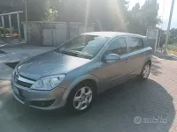 Usata Opel Astra 90 CV (66 kW) 2008 Berlina