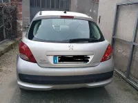 Usata Peugeot 207 73 CV (53 kW) 2011 Berlina
