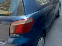 Usata Toyota Yaris 68 CV (50 kW) 2001 Blu Berlina