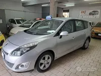 Usata Renault Scénic III 131 CV (96 kW) 2012 Nero Monovolume