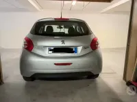 Usata Peugeot 208 92 CV (67 kW) 2014 Grigio Utilitaria