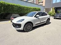 Usata Porsche Macan 441 CV (324 kW) 2024 Grigio gesso SUV