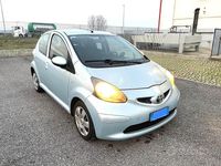 Usata Toyota Aygo Sol 68 CV (50 kW) 2006 Argento Utilitaria